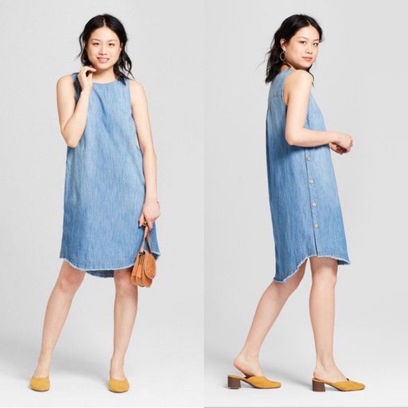 Universal Threads Women’s Chambray Denim Sleeveless Raw Hem Mini Dress Size XS - Picture 3 of 4